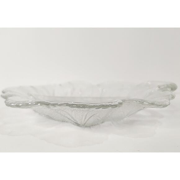 Vintage Clear Pressed Glass Leaf Divided Relish Dish w Handle – MCM Serving Tray - Picture 3 of 7